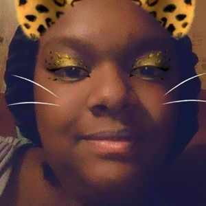 Meet your Posher, Ke' una